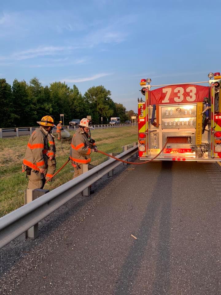 Engine handles small brush fire on Rt 295
