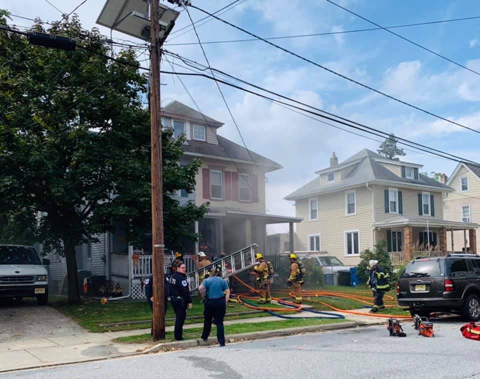 Companies respond to house fire on Summit ave